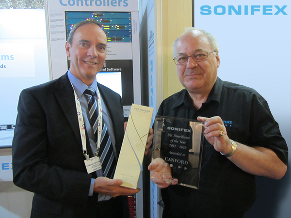 Canford receiving the Sonifex award.